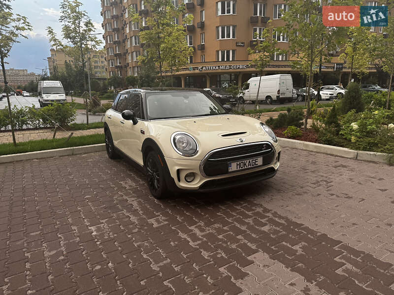 Универсал MINI Clubman 2017 в Киеве