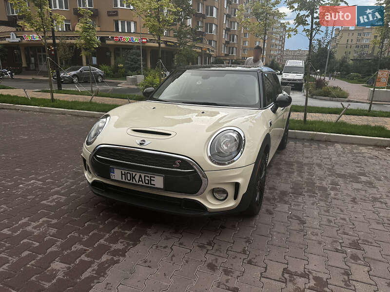 Универсал MINI Clubman 2017 в Киеве