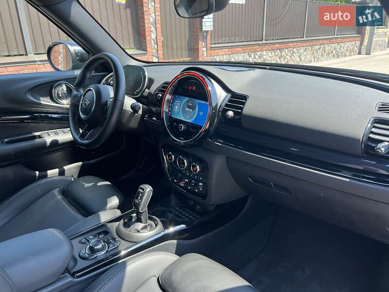 Хэтчбек MINI Clubman 2021 в Киеве