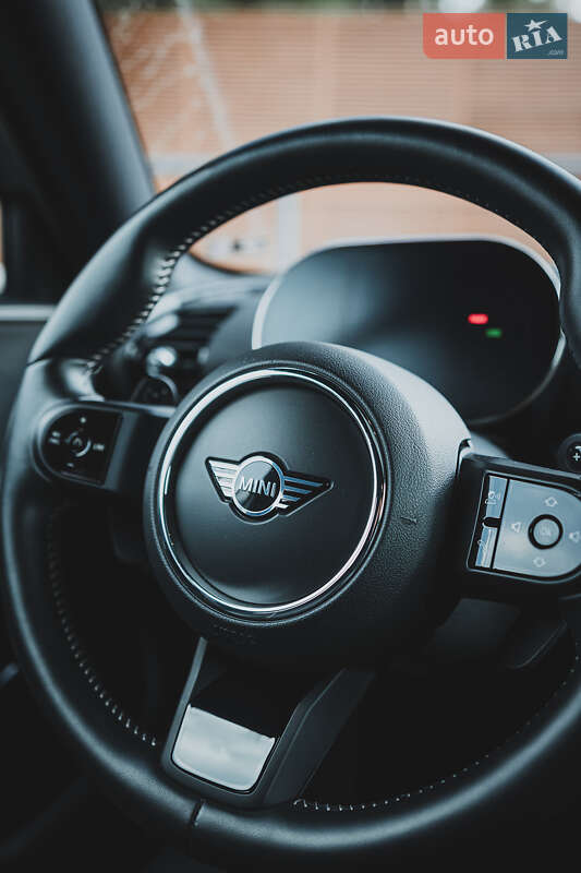 Универсал MINI Clubman 2021 в Киеве