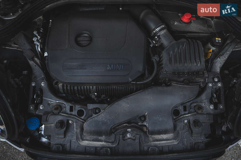 Универсал MINI Clubman 2021 в Киеве