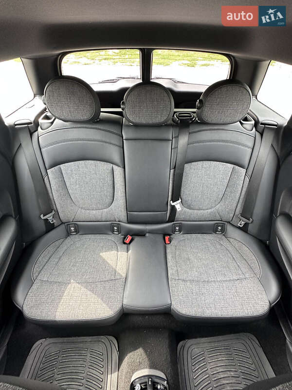 Универсал MINI Clubman 2016 в Белогородке