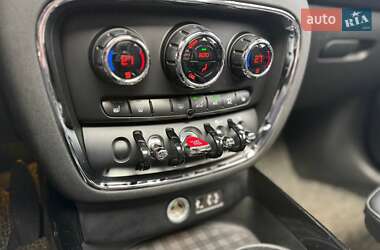 Универсал MINI Clubman 2015 в 