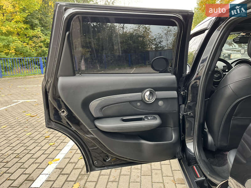 Универсал MINI Clubman 2016 в Тернополе фото 20 Универсал MINI Clubman 2016 в Тернополе