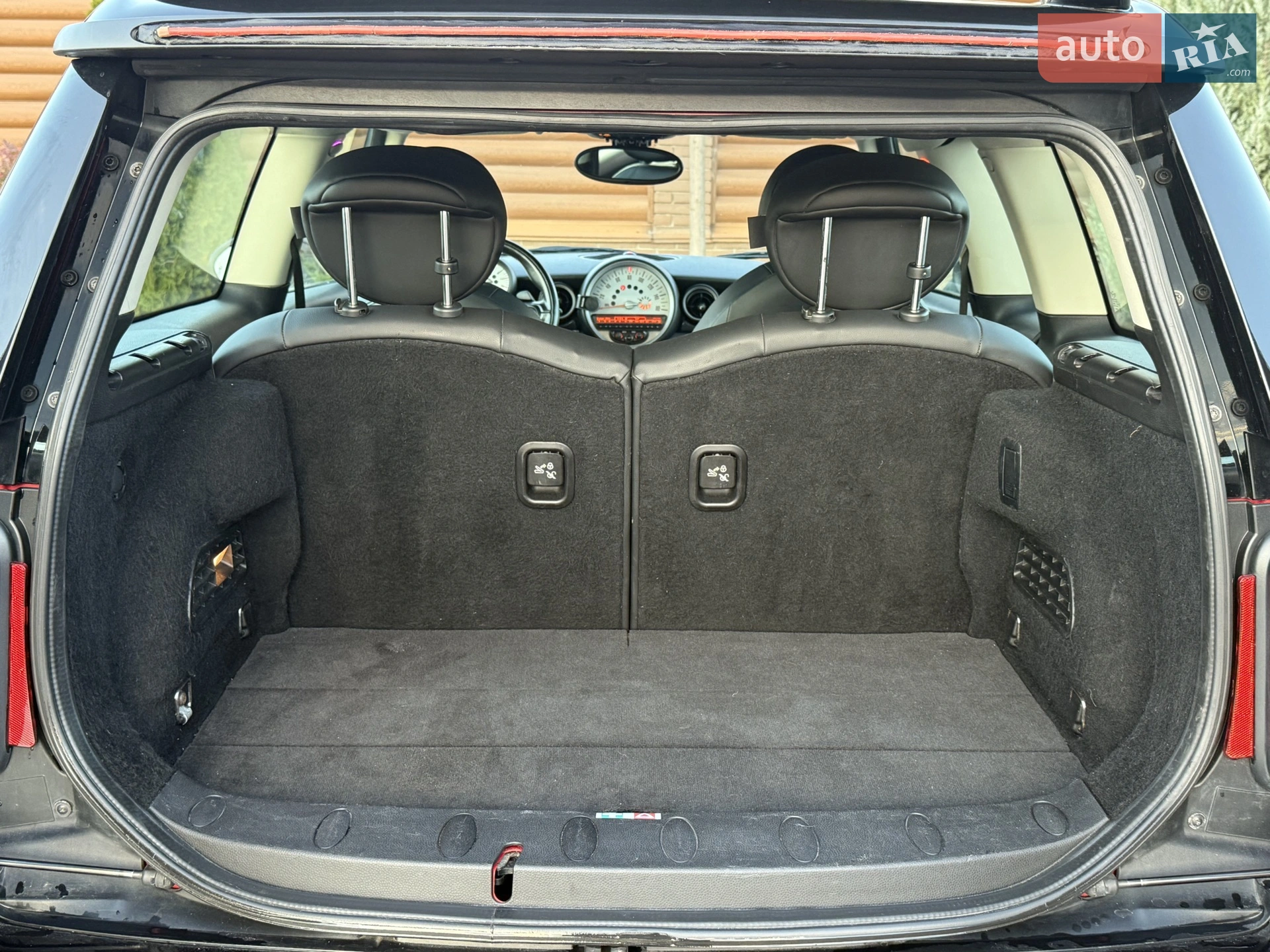 2010 MINI Clubman - мініатюра 76