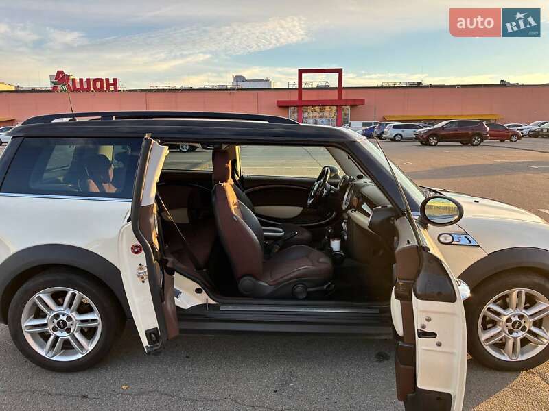 Универсал MINI Clubman 2009 в Киеве фото 16 Универсал MINI Clubman 2009 в Киеве