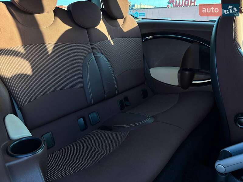 Универсал MINI Clubman 2009 в Киеве фото 17 Универсал MINI Clubman 2009 в Киеве
