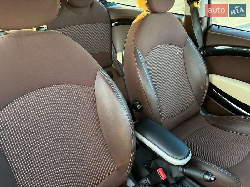 Универсал MINI Clubman 2009 в Киеве фото 24 Универсал MINI Clubman 2009 в Киеве