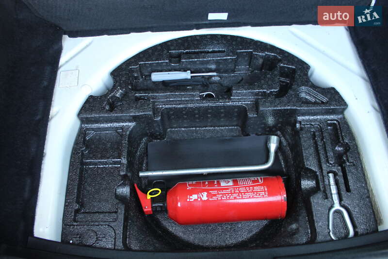 Універсал MINI Clubman 2009 в Трускавці фото 81 Універсал MINI Clubman 2009 в Трускавці