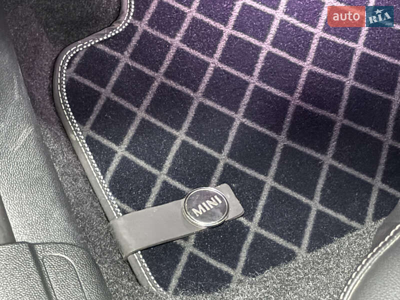 Універсал MINI Clubman 2021 в Києві фото 16 Універсал MINI Clubman 2021 в Києві