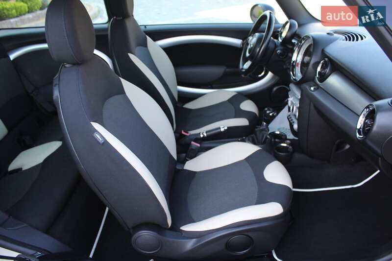 Универсал MINI Clubman 2009 в Трускавце фото 48 Универсал MINI Clubman 2009 в Трускавце