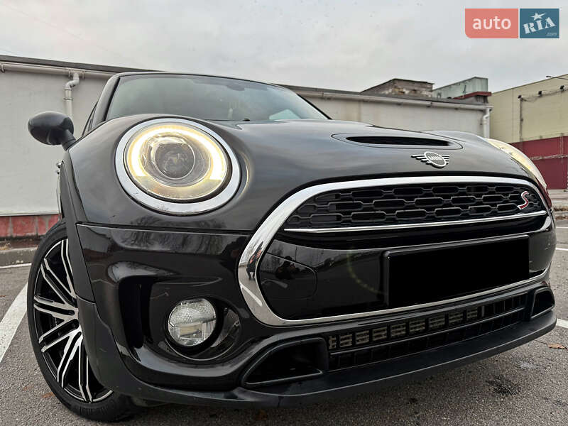 Універсал MINI Clubman 2016 в Києві фото Універсал MINI Clubman 2016 в Києві