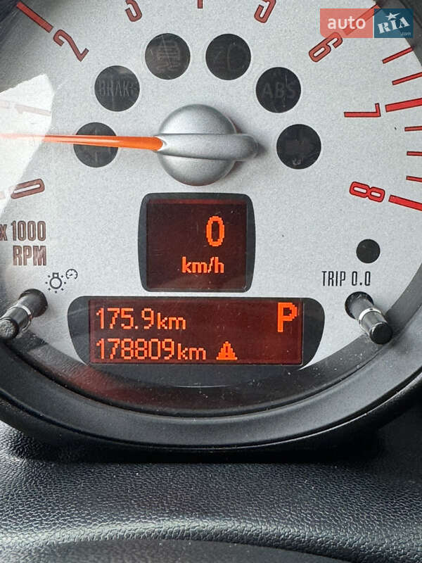 Універсал MINI Clubman 2012 в Києві фото 11 Універсал MINI Clubman 2012 в Києві