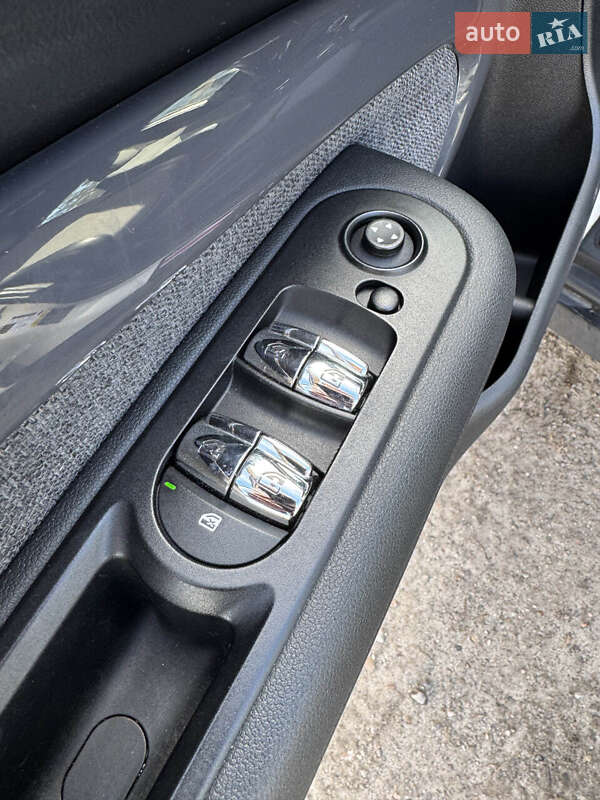 Универсал MINI Clubman 2016 в Сумах фото 28 Универсал MINI Clubman 2016 в Сумах