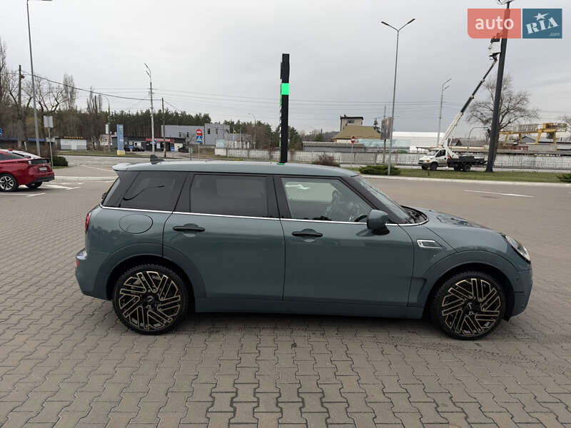 Универсал MINI Clubman 2023 в Киеве