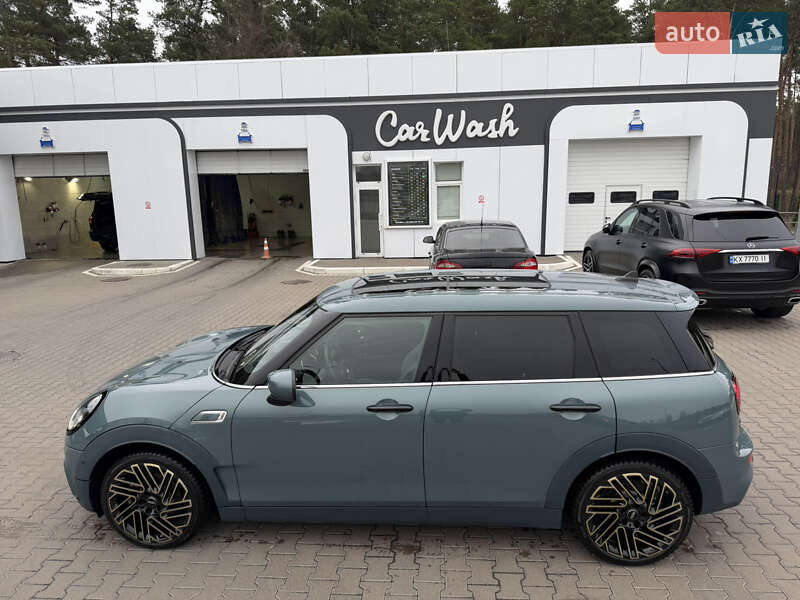 Универсал MINI Clubman 2023 в Киеве