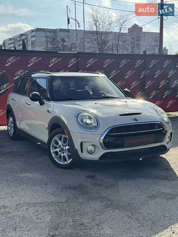 MINI Clubman 2016 MINI Clubman 2016