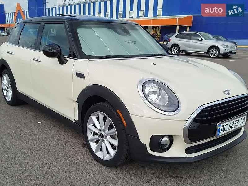 MINI Clubman