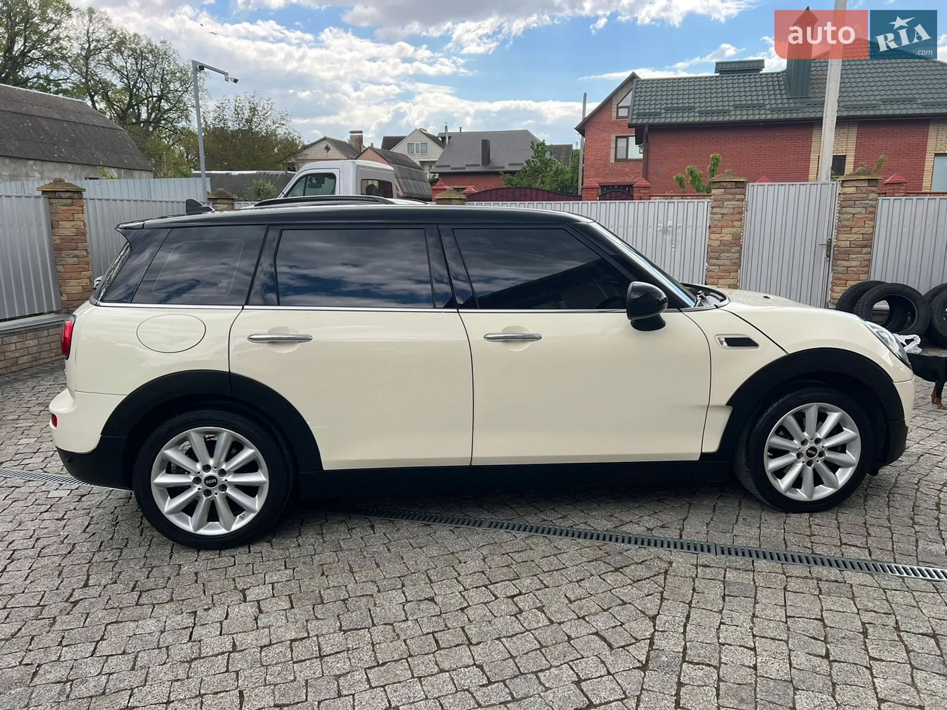 2018 MINI Clubman - мініатюра 55