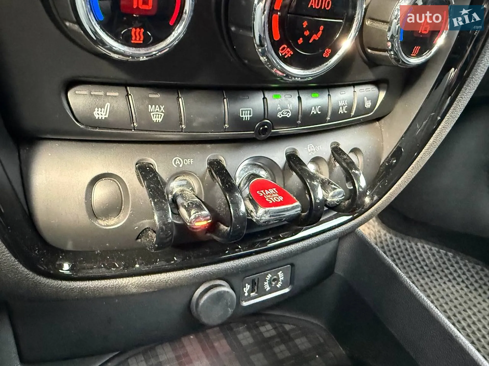 2015 MINI Clubman - мініатюра 22