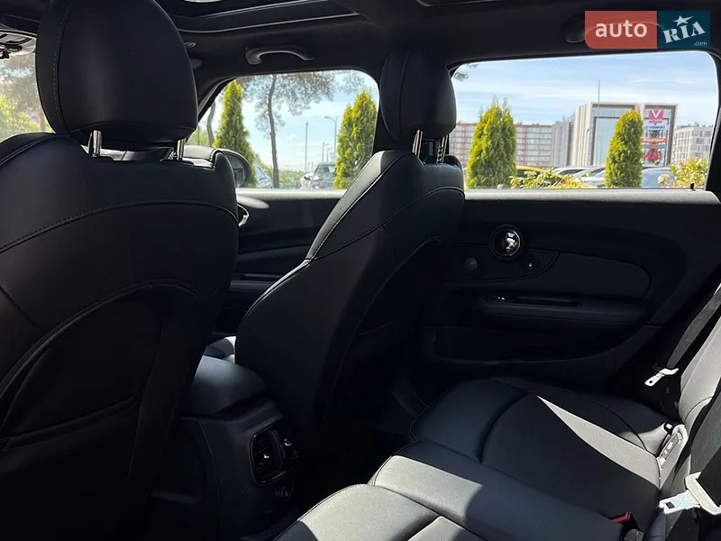 MINI Clubman 2016 VIN WMWLU1C54H2F27893 фото оголошення 24 з 69