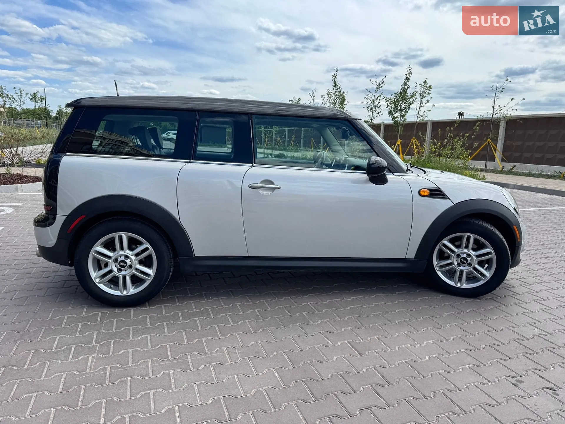2011 MINI Clubman - мініатюра 7