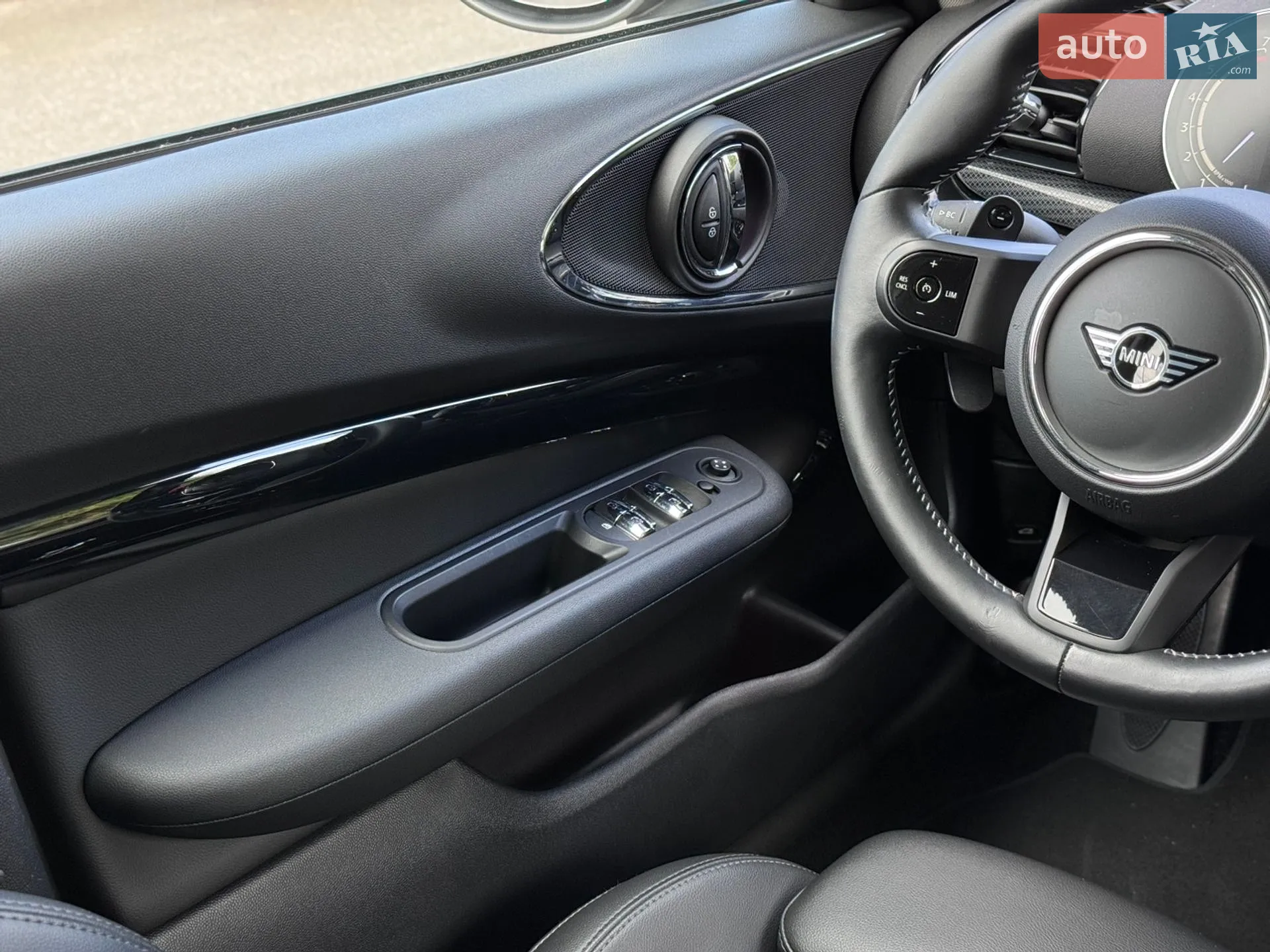 2021 MINI Clubman - мініатюра 33