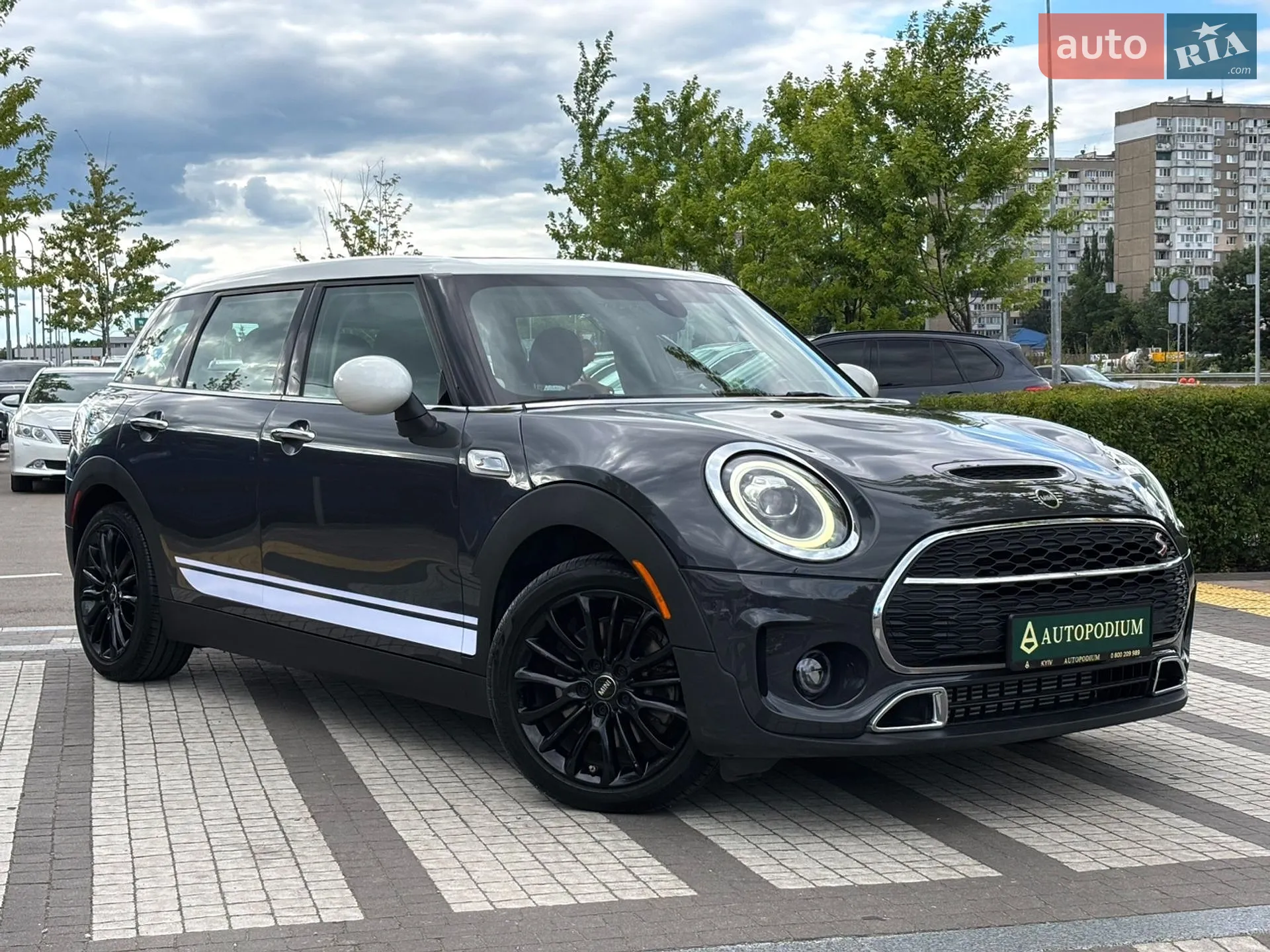 2019 MINI Clubman - фото 1
