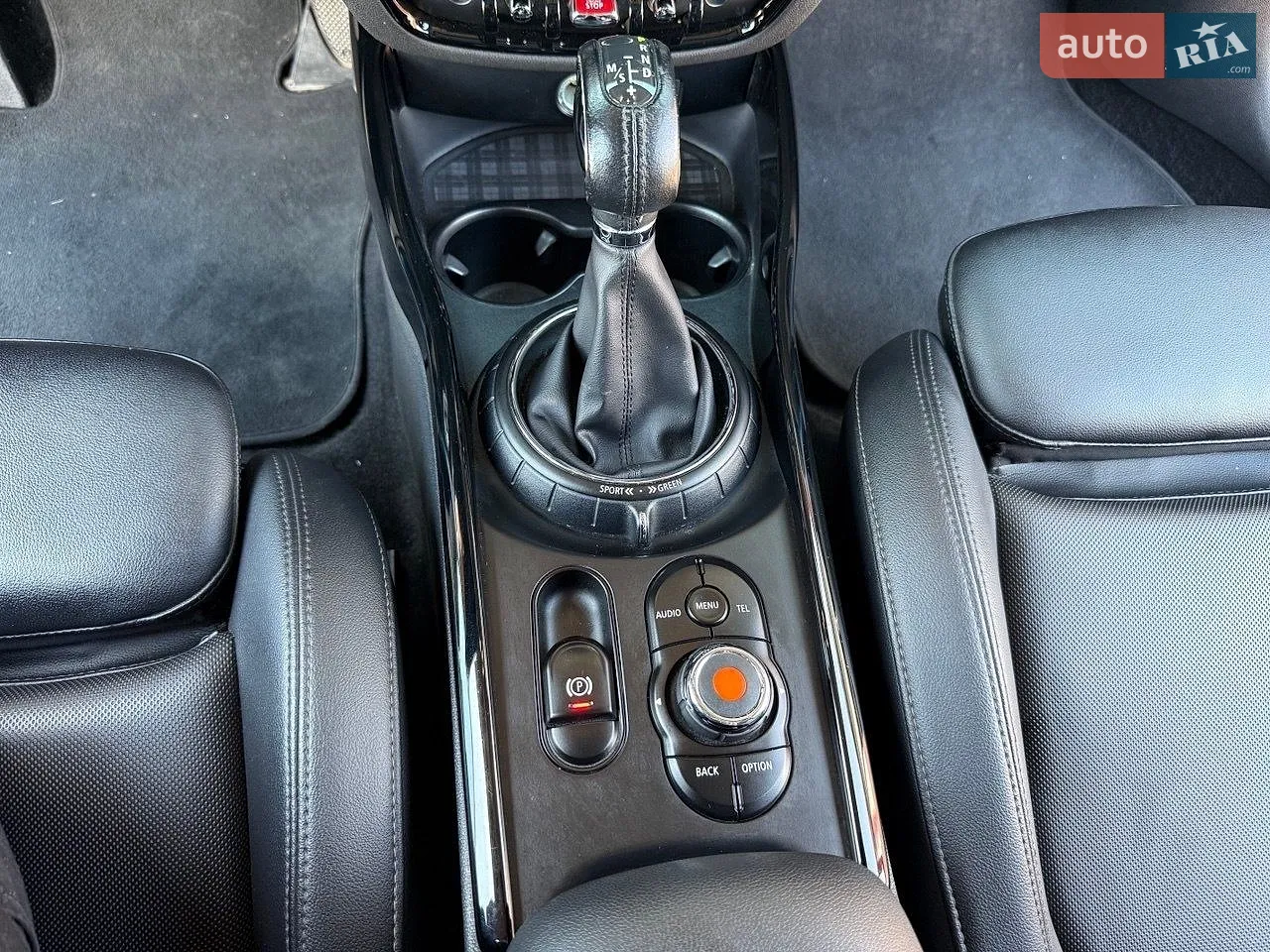 2016 MINI Clubman - мініатюра 23