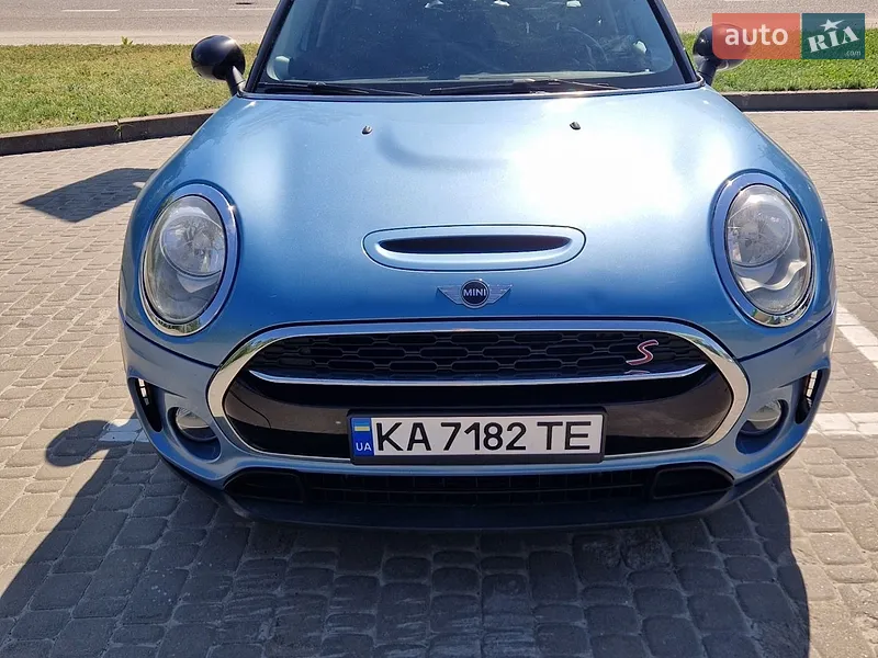 MINI Clubman