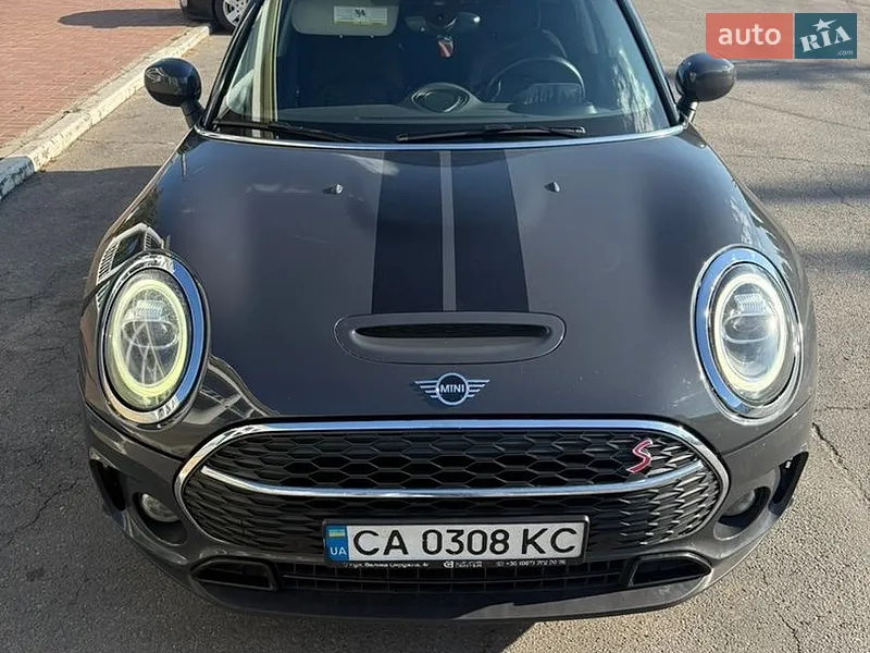 MINI Clubman