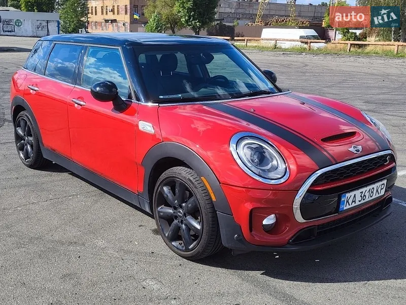 MINI Clubman
