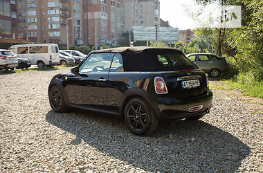 Кабриолет MINI Convertible 2011 в Ивано-Франковске