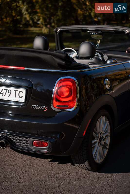 Кабриолет MINI Convertible 2016 в Одессе