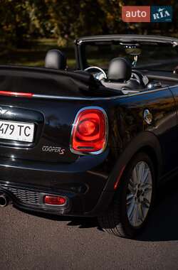 Кабриолет MINI Convertible 2016 в 