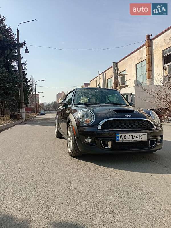 Кабріолет MINI Convertible 2012 в Києві
