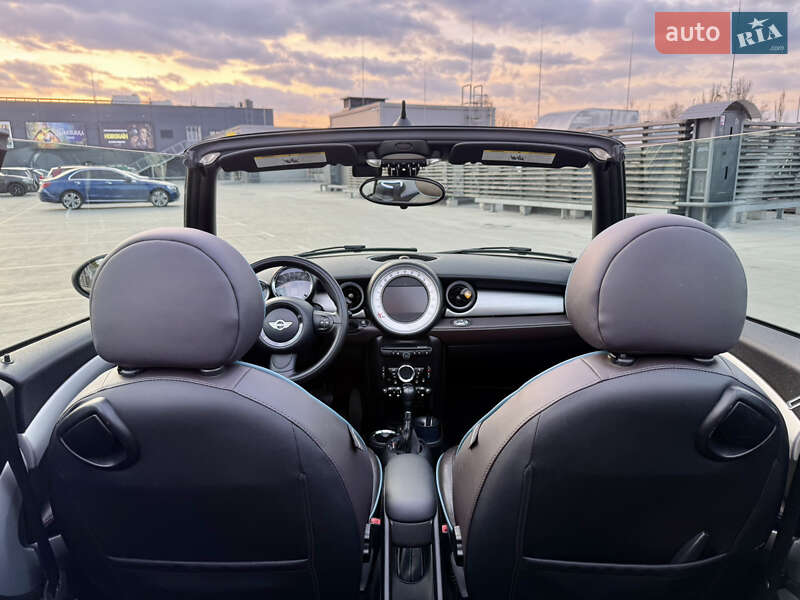 Кабриолет MINI Convertible 2015 в Киеве