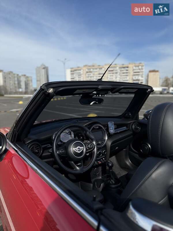 Кабріолет MINI Convertible 2018 в Києві