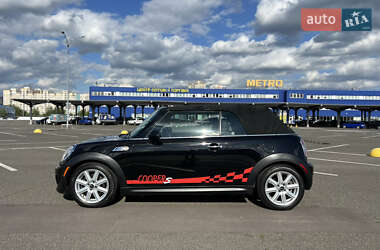 Кабриолет MINI Convertible 2011 в Киеве
