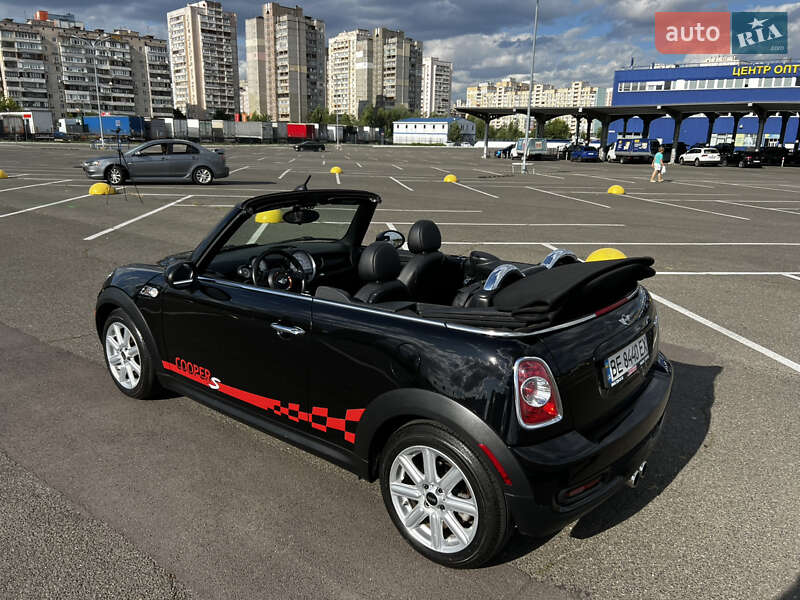 Кабриолет MINI Convertible 2011 в Киеве фото 54 Кабриолет MINI Convertible 2011 в Киеве