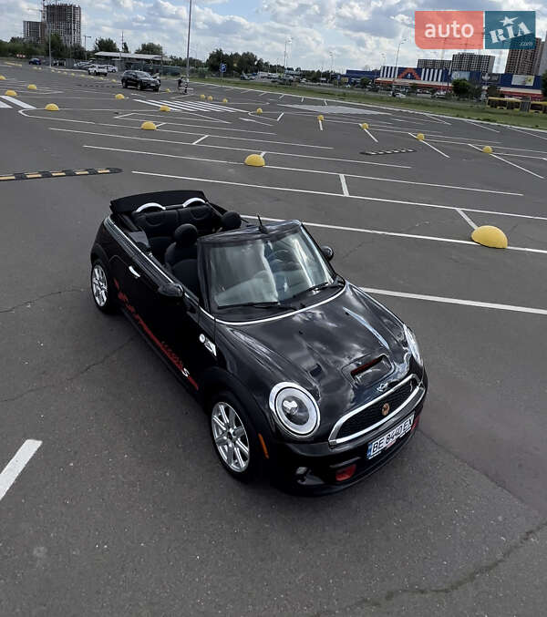 Кабриолет MINI Convertible 2011 в Киеве фото 64 Кабриолет MINI Convertible 2011 в Киеве
