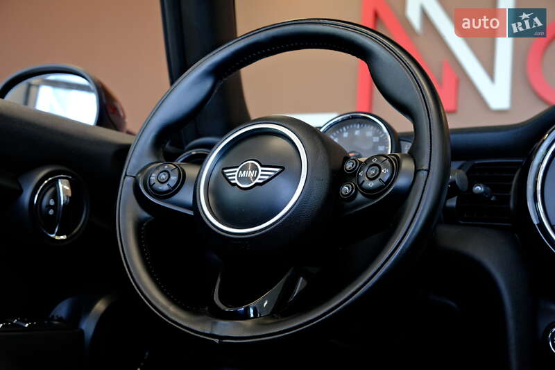 Кабріолет MINI Convertible 2019 в Одесі