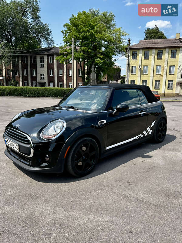 Кабриолет MINI Convertible 2016 в Каменском
