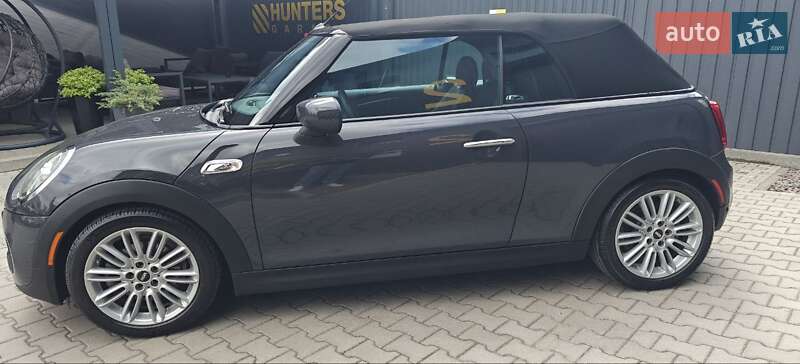 Кабриолет MINI Convertible 2019 в Киеве