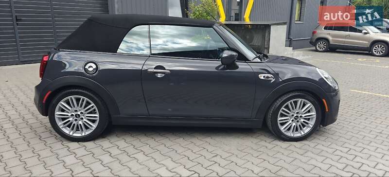 Кабриолет MINI Convertible 2019 в Киеве