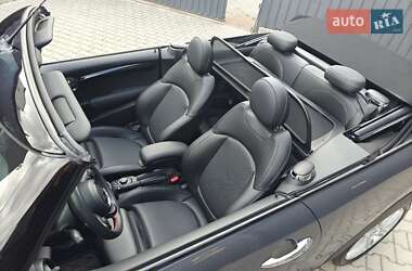 Кабриолет MINI Convertible 2019 в 