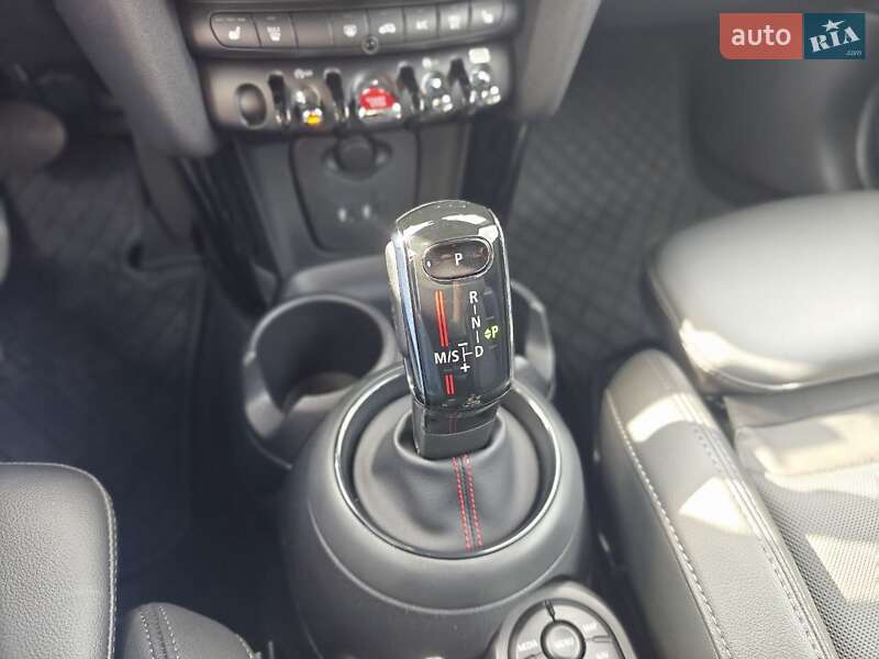 Кабриолет MINI Convertible 2019 в Киеве