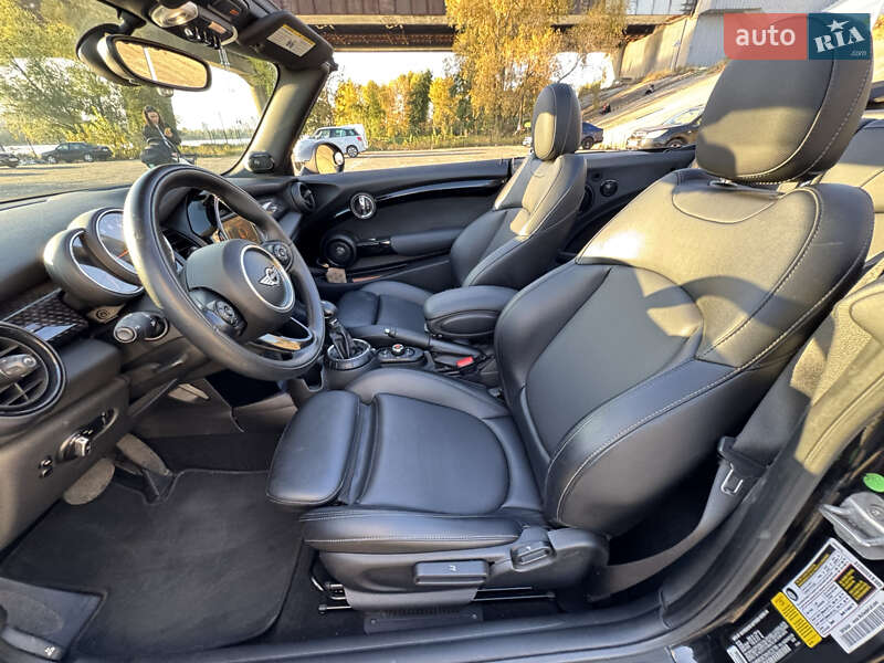 Кабриолет MINI Convertible 2016 в Киеве