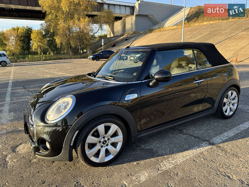 Кабриолет MINI Convertible 2016 в Киеве