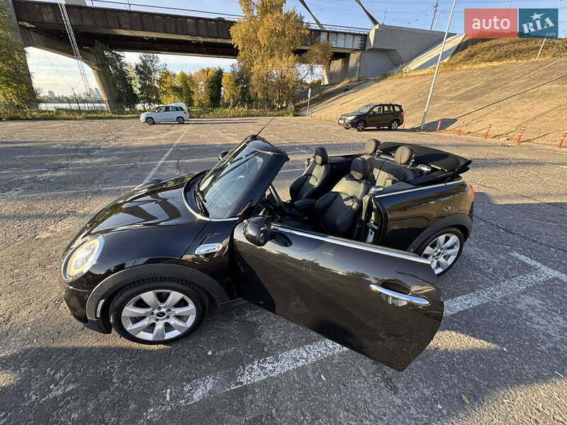 Кабриолет MINI Convertible 2016 в Киеве
